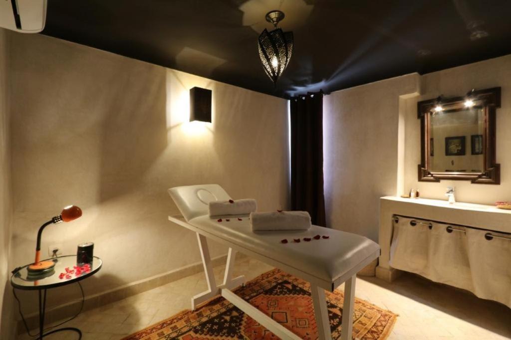 103Riad Pool Rooftop & Hammam Marrakesh Bagian luar foto