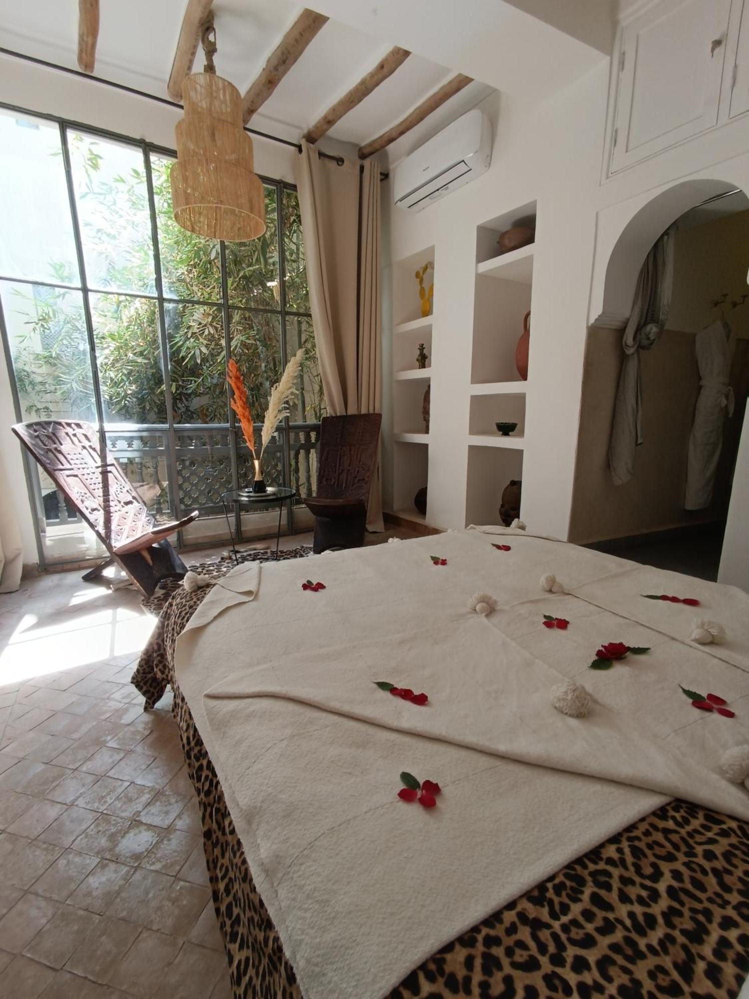103Riad Pool Rooftop & Hammam Marrakesh Ruang foto